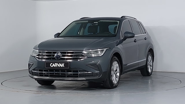 Volkswagen • Tiguan