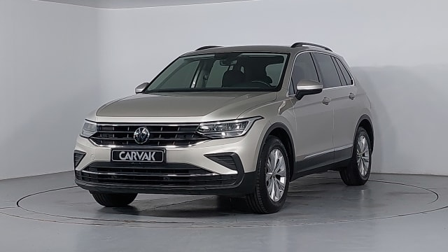 Volkswagen • Tiguan