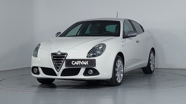 Alfa Romeo • Giulietta