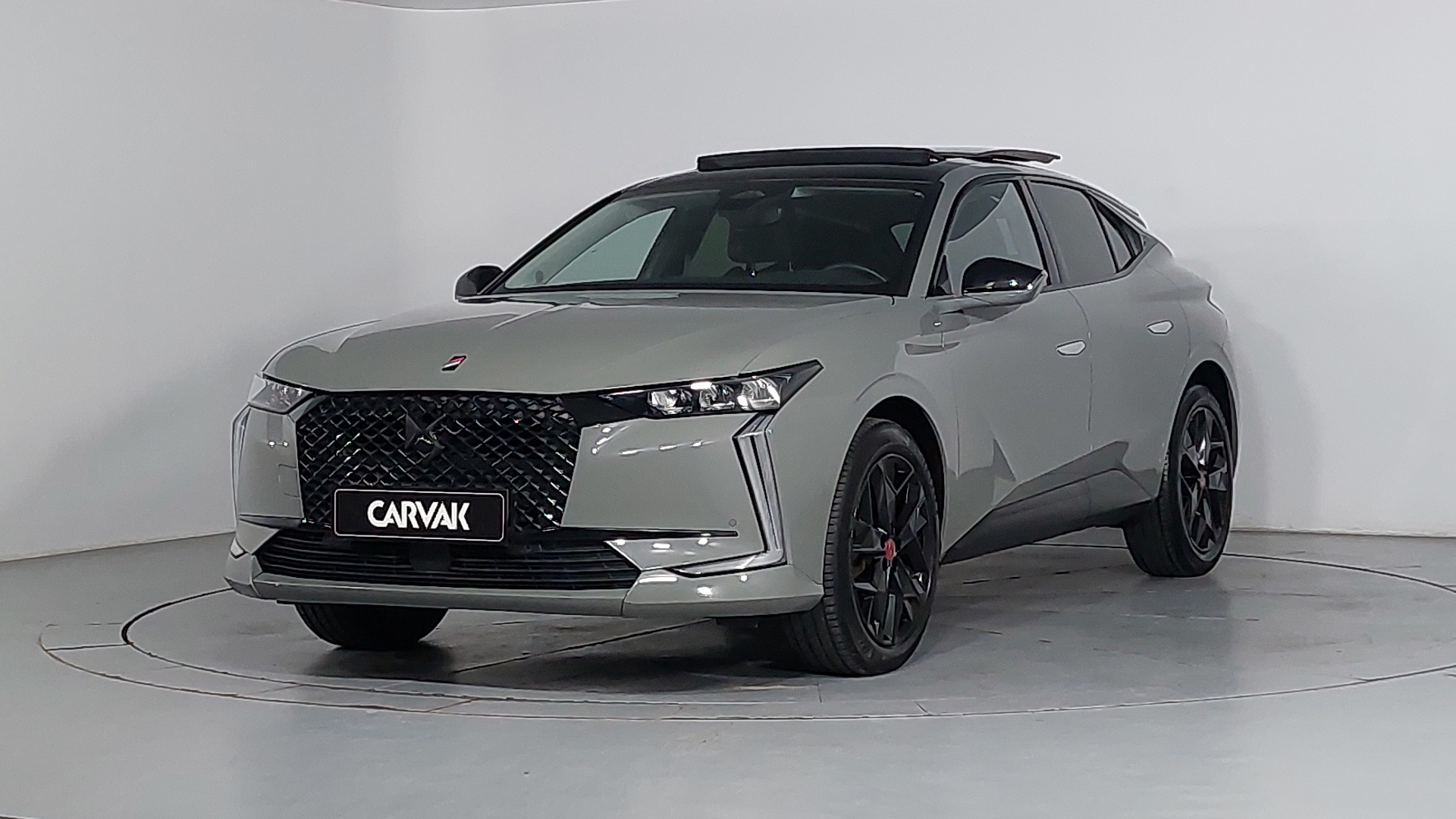 Ds Automobiles • Ds 4