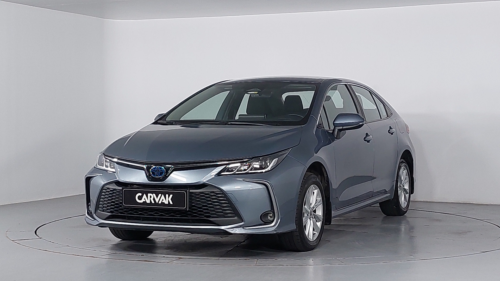 Toyota • Corolla
