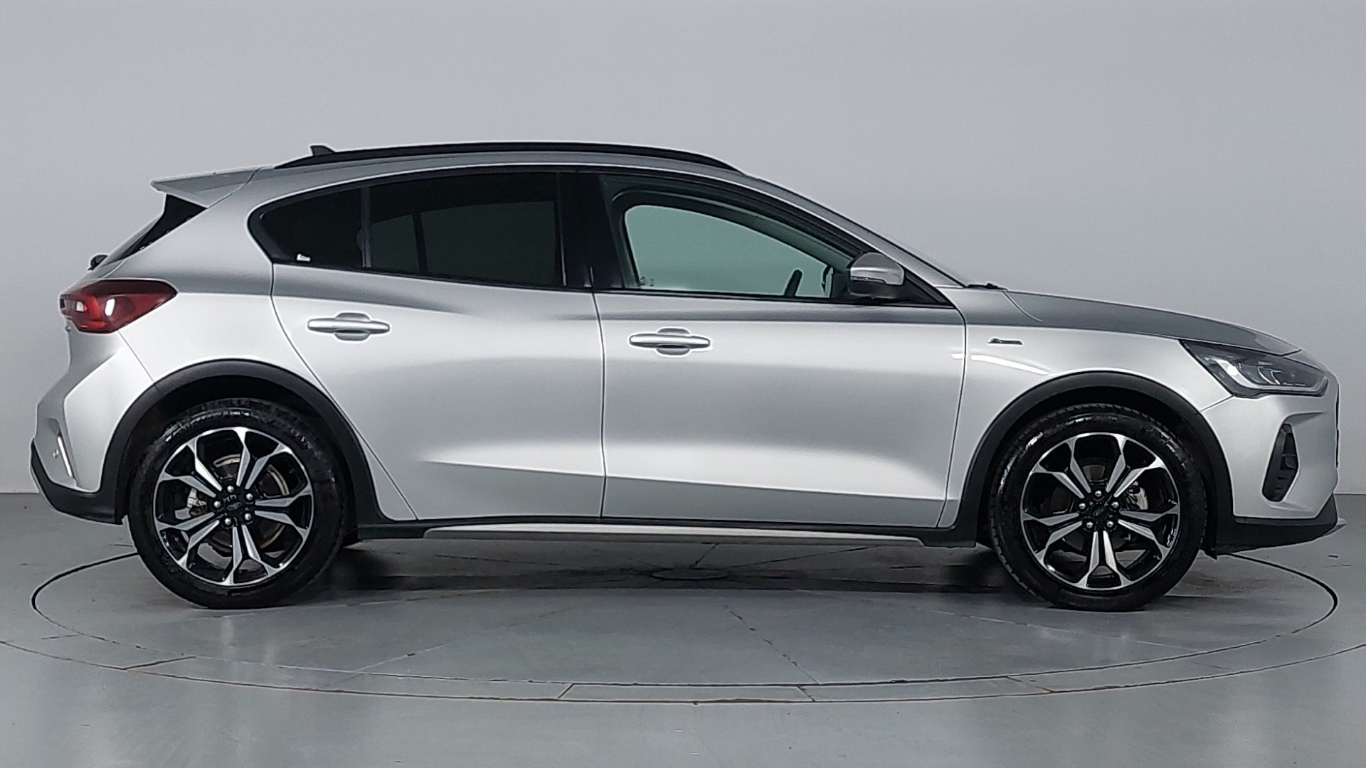 Ford Focus 1.0 EcoBoost Hybrid Active X 4