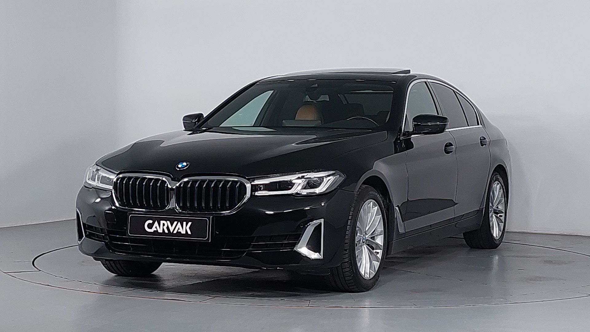BMW 5 Serisi 520d xDrive Luxury Line 1