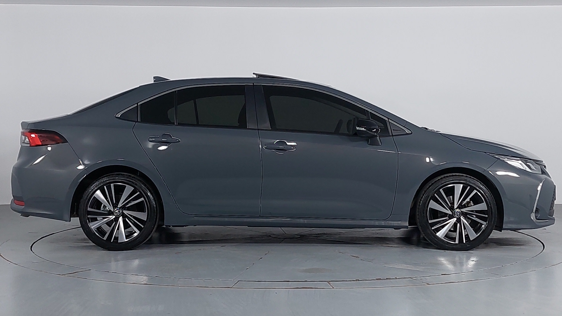 Toyota Corolla 1.5 Flame X-Pack 4