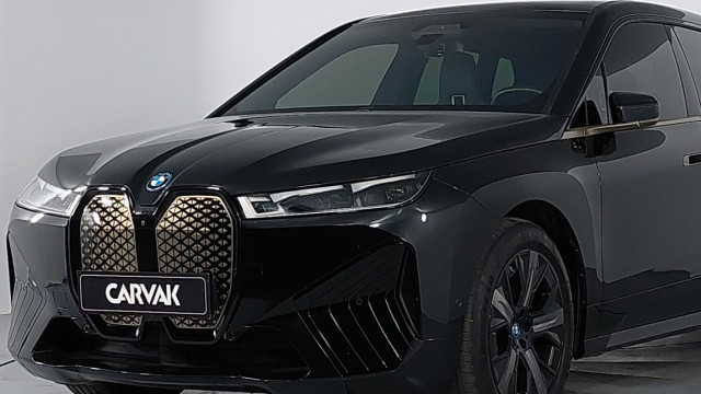 BMW Ix xDrive50 First Edition Sport